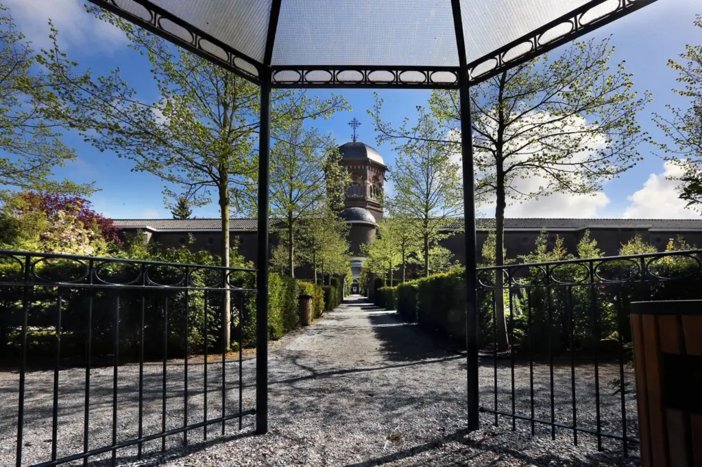 StPetrusBanden_DenHaag