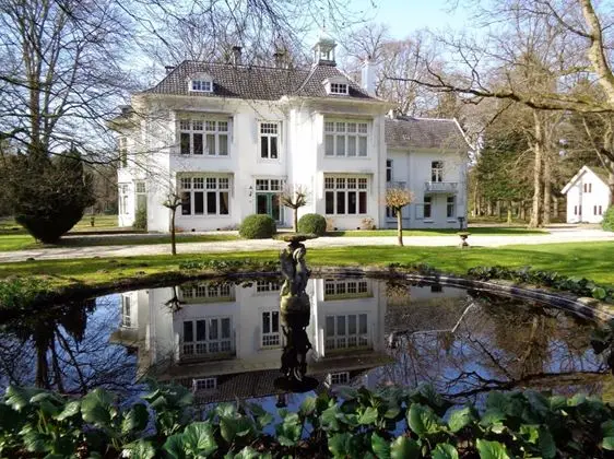 Natuurbegraafplaats_Polberg_Wapenveld