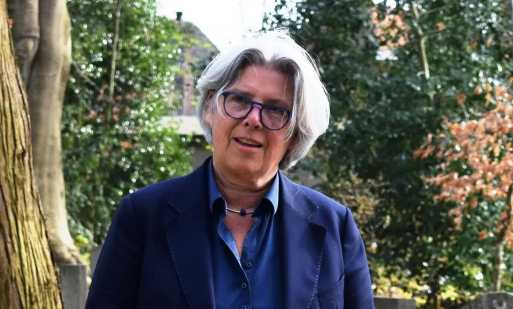 Anita van Loon