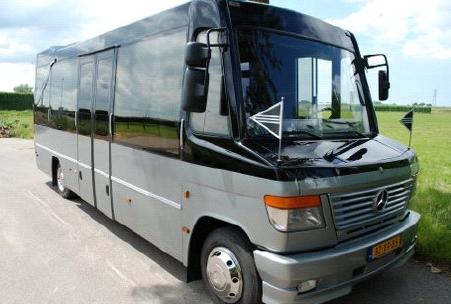 Nieuwe uitvaartbus actief