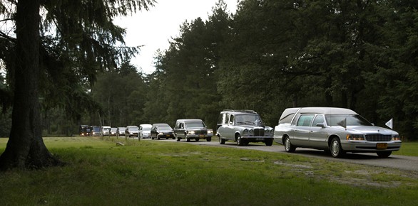 Recordpoging langste rouwstoet ooit geslaagd