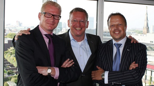 Twee gerenommeerde uitvaartondernemingen ontvangen label 'Partner van DELA'