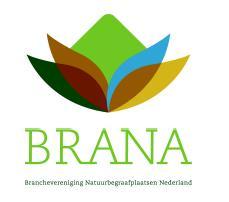 Voorlichting bijzonder gedenkwerk in glas door Brenda Bleijenberg