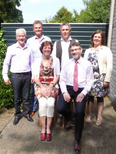 Staand van links naar rechts: Erik Schrama (Koudekerk a/d Rijn), Judith Marechal (Boxtel), Marianne Mulders (Vorstenbosch), Wendel Leenders (Vught), Anne Marij Postel (Ubbergen), Karien de Bont (Den Haag) en Mariëtte Verbruggen (Ledeacker). Zittend van links naar rechts: Yvonne Heddes (Ursem), Rien van der Zeijden (trainer), Lisette de Lange (Amersfoort), Frans Zegers (Veghel) en Lidwine Boots (Helmond).