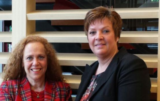 Annelies Meijer (r), Sabrina Franken (l)