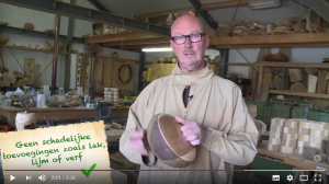 De Makers deel 1: Duurzame houten urnen van Martin van der Wilt